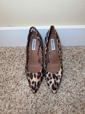 Steve Madden Leopard-Print Pointed Toe Heels in Brown and Black
